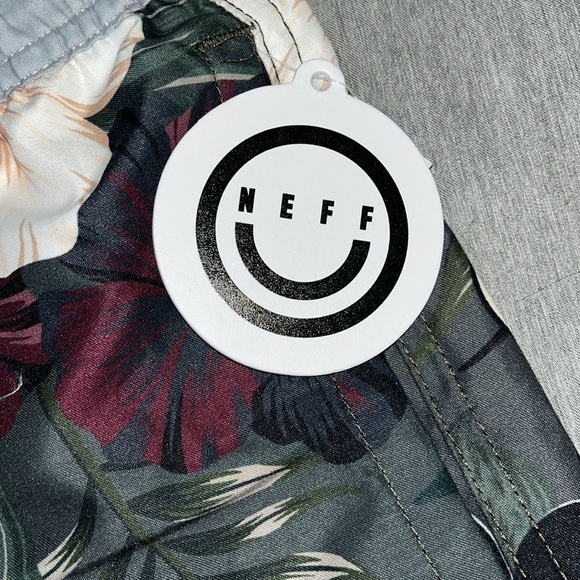 Disney Men's Mickey Mouse Floral Daily Hot Tub Board Shorts for Swimming Medium - Picture 3 of 10